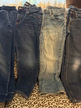 Old Navy Boys Jeans - Mixed Blue Washes Straight /Boot Cut ( mostly slim fit)